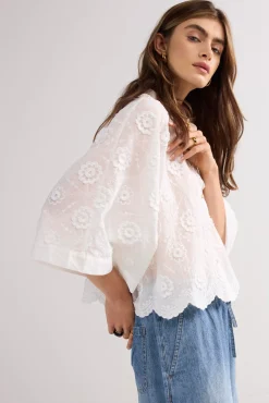 Hot Blouse in 3D floral cotton Blusen