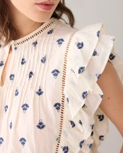 Outlet Cotton top with embroidered flowers Oberteile & T-shirts