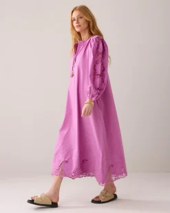 Online Feminin dress with embroidery Kleider