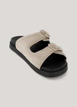 Hot Leather sandal with studs Schuhe