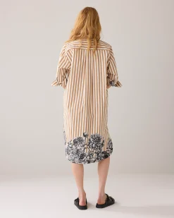 Online Long shirt dress with floral details Kleider
