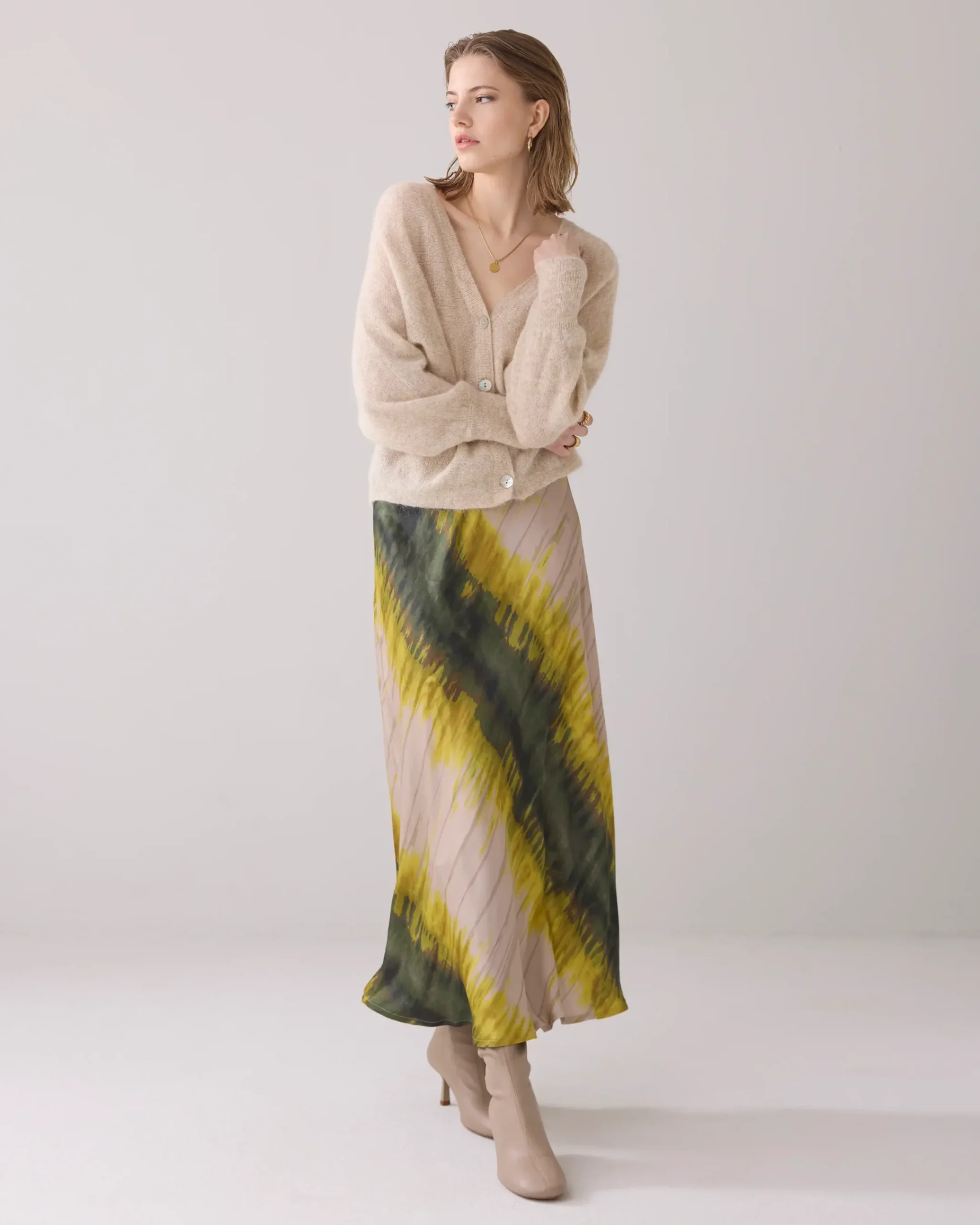 Outlet Shiny skirt made of Ecovero fabric Röcke