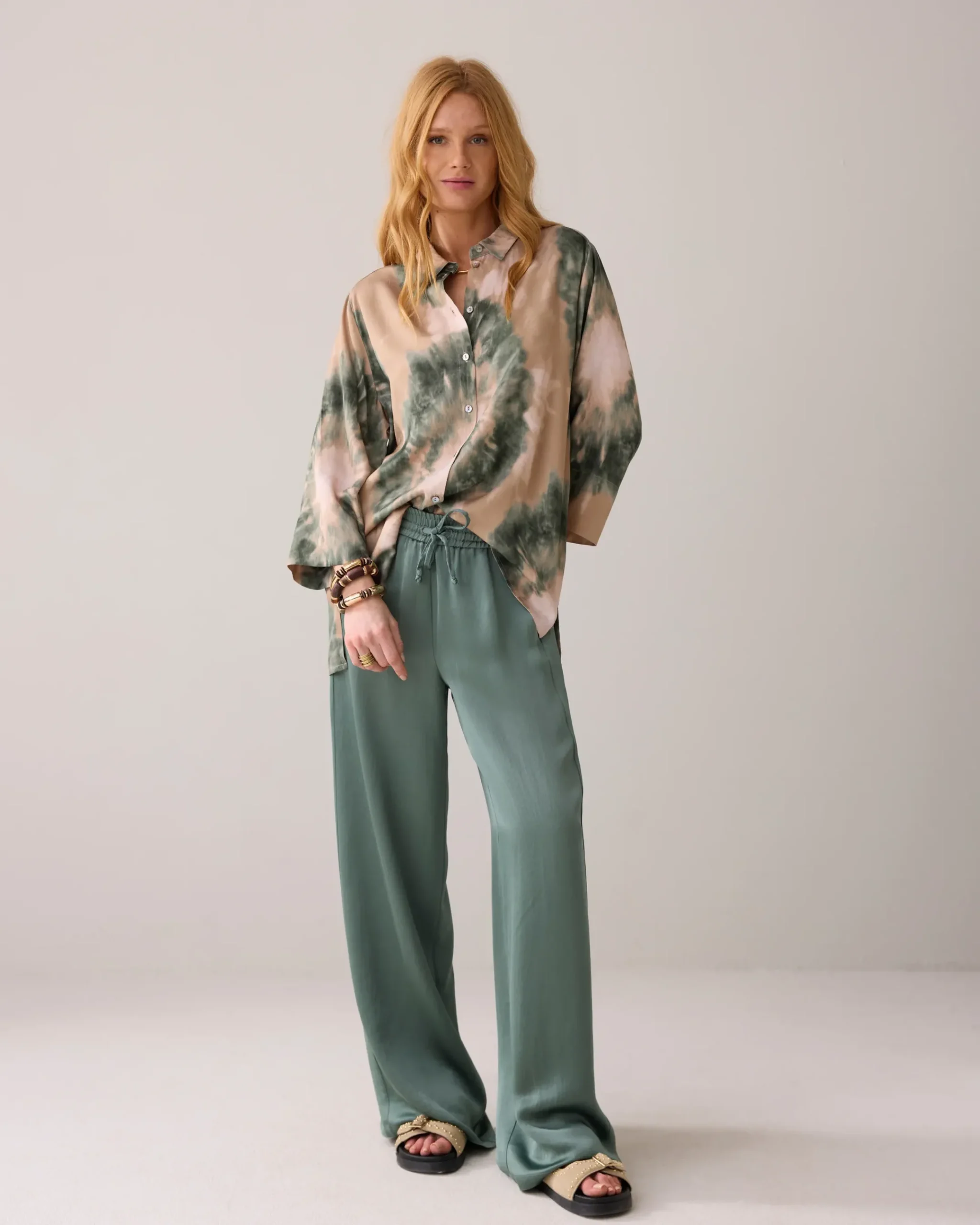 Online Tie-dye shirt blouse made of Ecovero fabric Blusen