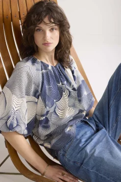 Clearance Top with wave print Oberteile & T-shirts