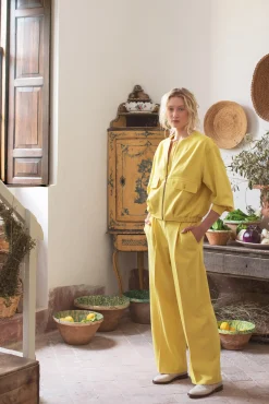 New Trousers with pleated waistband Hosen & Jumpsuits